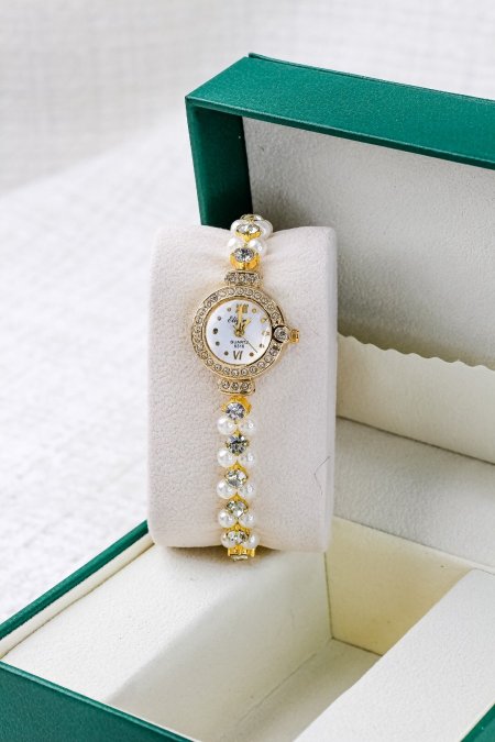 ساعات ناعمة ومميزة